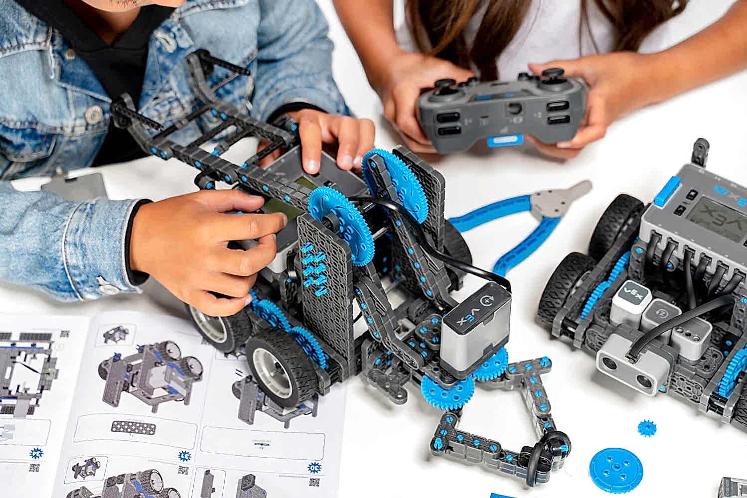 <span style="font-weight: bold;">ПРОГРАММИРОВАНИЕ РОБОТОВ (ПроДОЛЖАЮЩИЕ)</span>