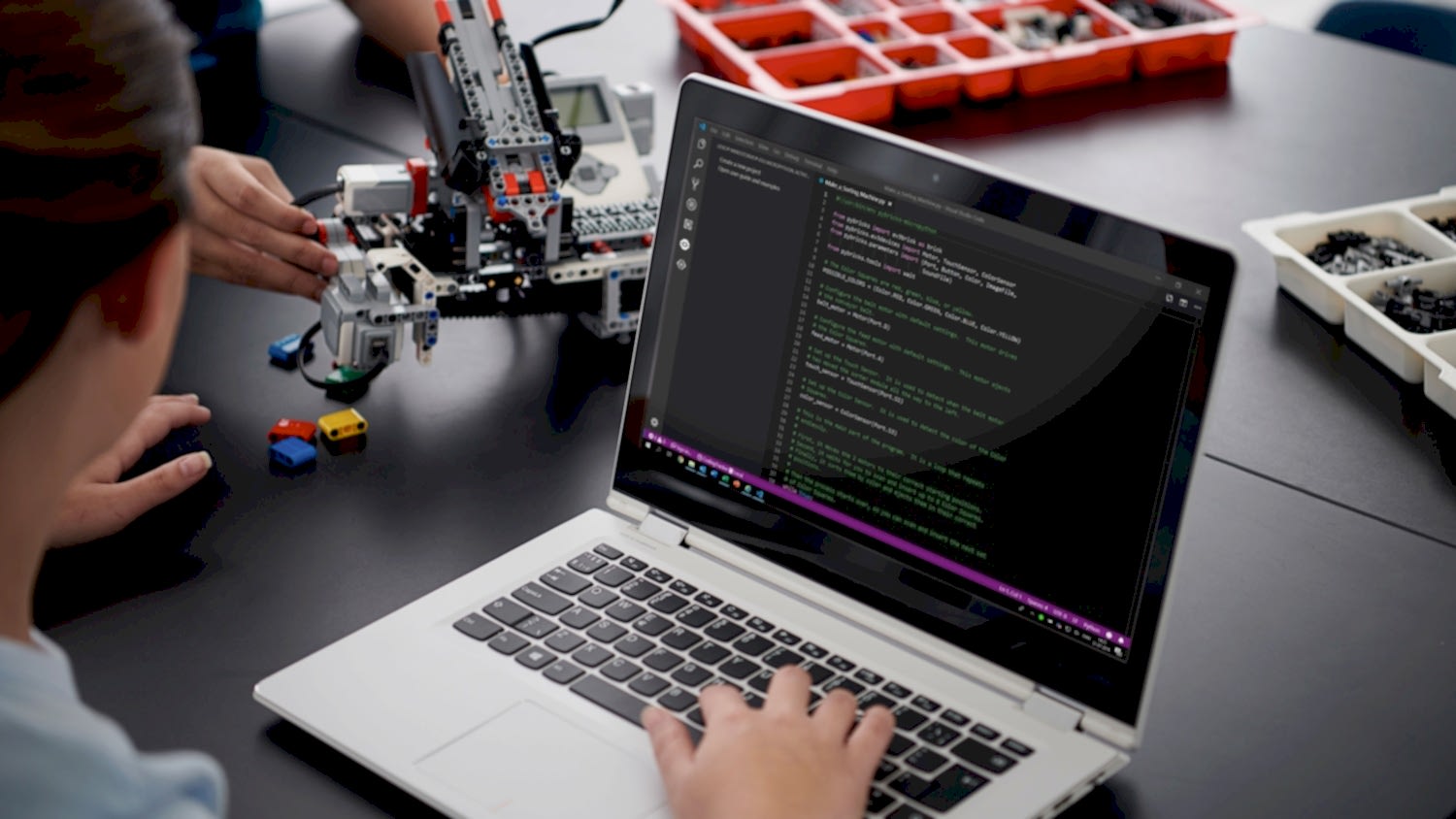 <span style="font-weight: bold;">СПОртивная робототехника - подготовка к Казахстанской робототехнической олимпиаде (РРО)</span><br>